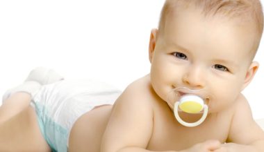 Chupeta de bebê: usar ou não usar? Quando é a hora certa de tirar?